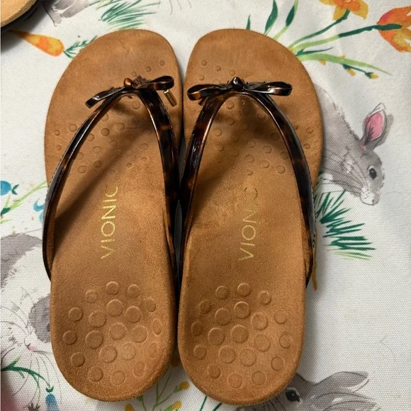 Vionic Brown Sandals Classic Comfortable Design - Picture 5 of 5